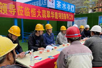  汽车燃气图片标志大全,汽车天然气标志？